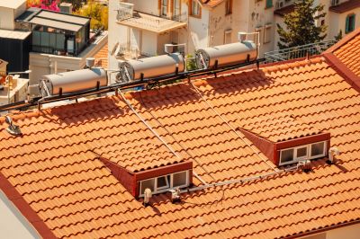 Roof Ice Dam Removal in Seattle, WA