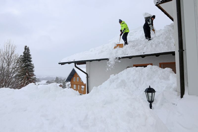 Roof Snow Removal in Brooklyn, NY